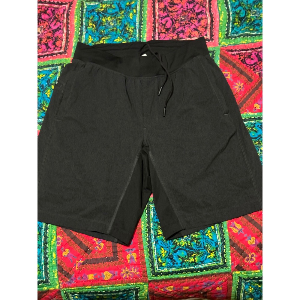 Lululemon Shorts Mens M Black Athletic Drawstring Gym Run Lined